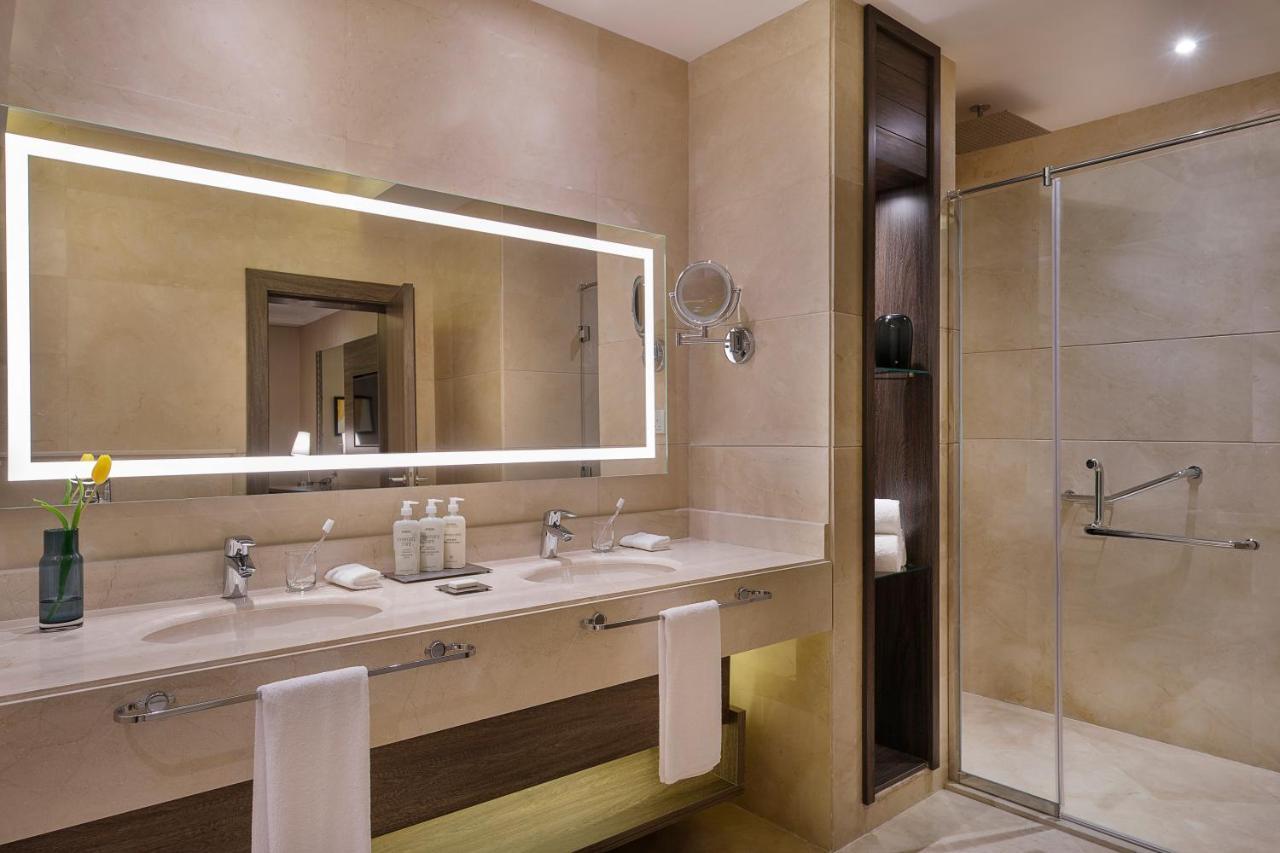 ホテル voco アル コバール アル・コバール エクステリア 写真 Bathroom