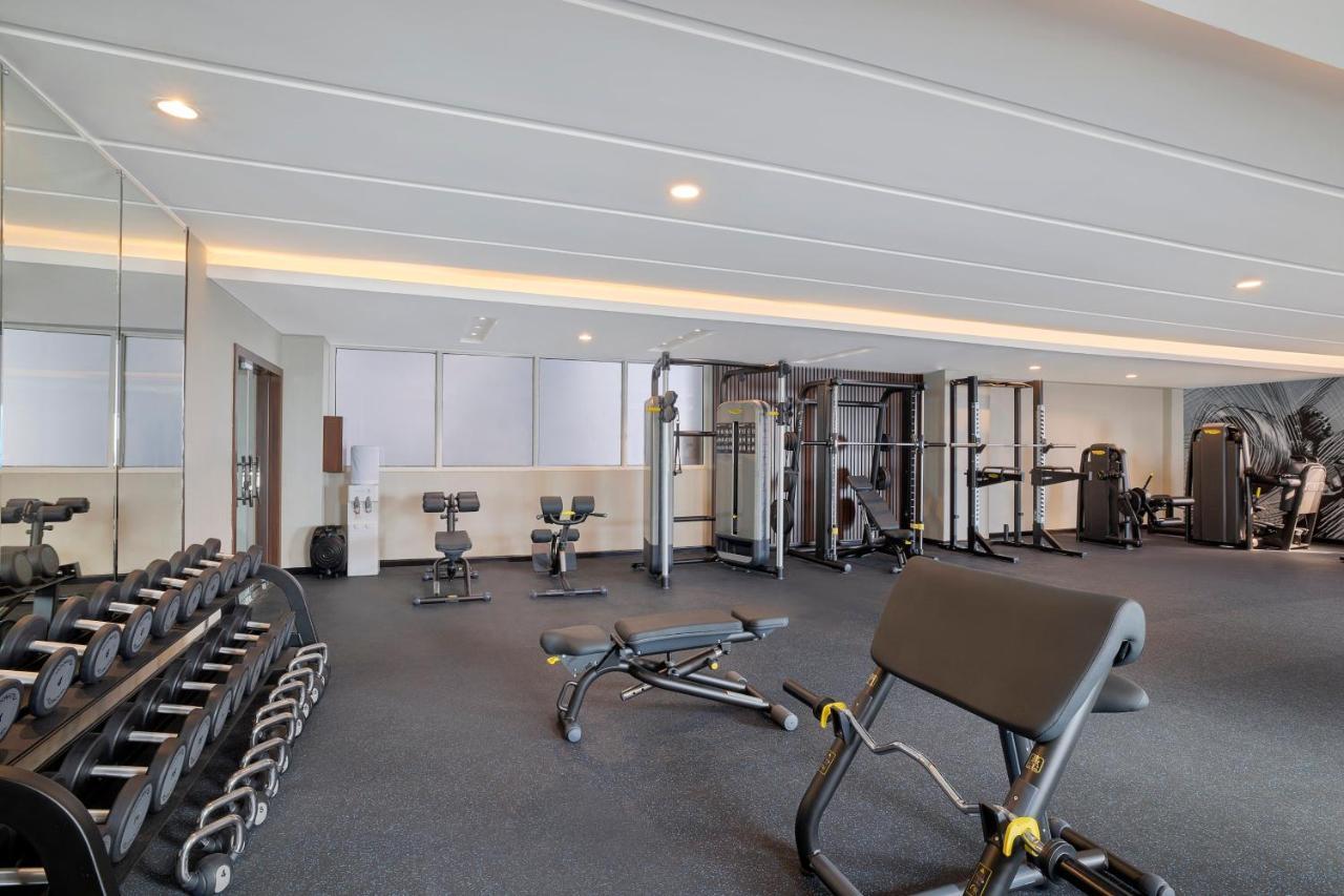ホテル voco アル コバール アル・コバール エクステリア 写真 The gym at the hotel