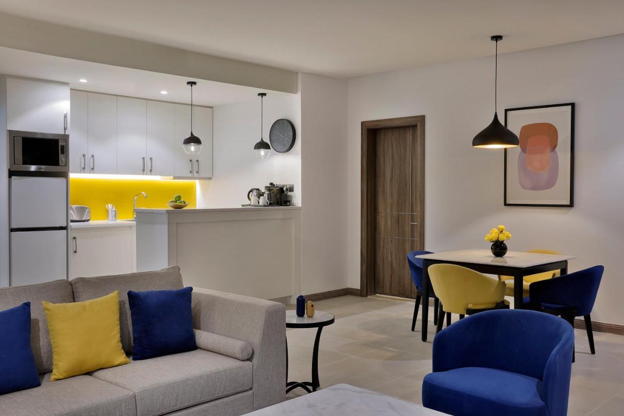 ホテル voco アル コバール アル・コバール エクステリア 写真 A typical apartment at the hotel