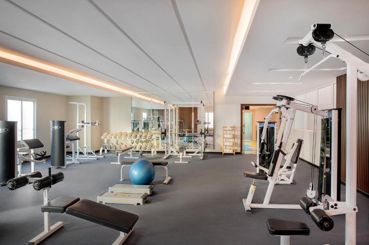 ホテル voco アル コバール アル・コバール エクステリア 写真 The gym at the hotel